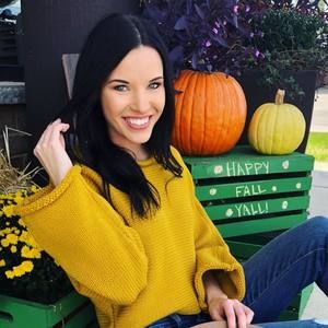 Meet your Posher, Alexis